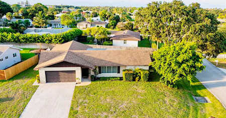 3825 Flag Drive Palm Beach Gardens, FL 33410