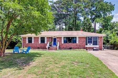 416 Robbins Ln Virginia Beach, VA 23452