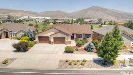1560 Silver Oak Dr Carson City, NV 89703-5386