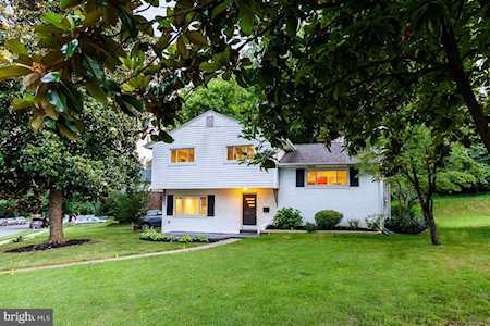8512 Sundale Dr Silver Spring, MD 20910