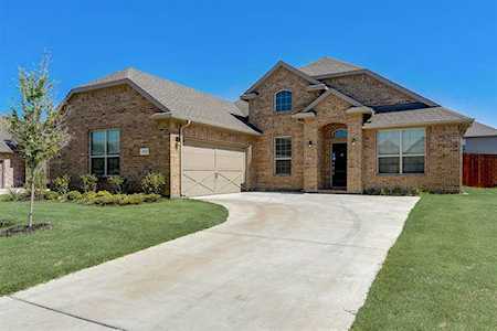 422 Shari Drive Midlothian, TX 76065