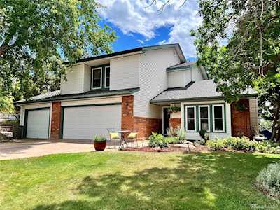 115 Baylor Dr Longmont, CO 80503