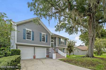 11421 Blossom Ridge Dr Jacksonville, FL 32218