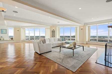 2 Avery St #PH3C Boston, MA 02111