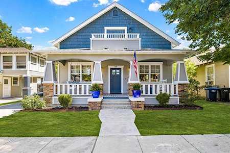 1104 W Arlington Avenue Fort Worth, TX 76110