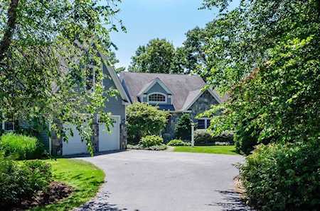8 Cove Circle Marion, MA 02738