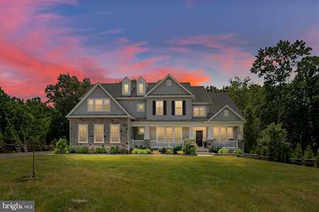 17 Katie Ct Mullica Hill, NJ 08062