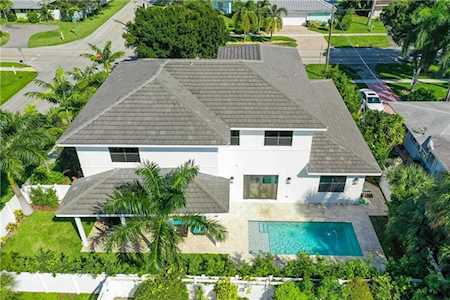 5021 NE 27th Ave. Lighthouse Point, FL 33064