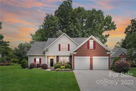 15121 Castlebridge Ln Matthews, NC 28104
