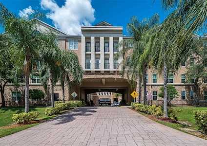 4221 W Spruce St #2107 Tampa, FL 33607