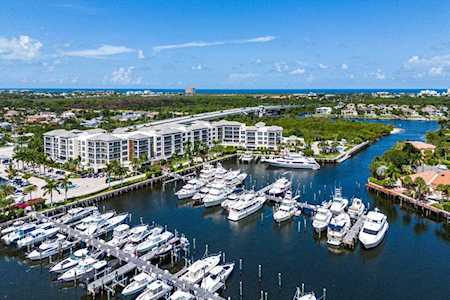 2700 Donald Ross Road #205 Palm Beach Gardens, FL 33410