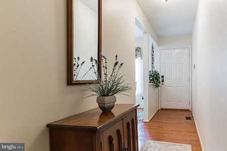 98 Farnwood Rd Mount Laurel, NJ 08054