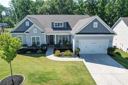 294 Broadleaf Dr Denver, NC 28037