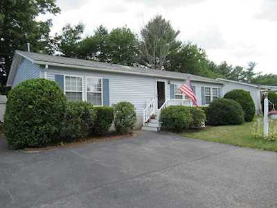 28 Trailwood Drive Bridgewater, MA 02324