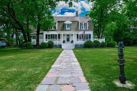 28 Cottage Street Marion, MA 02738