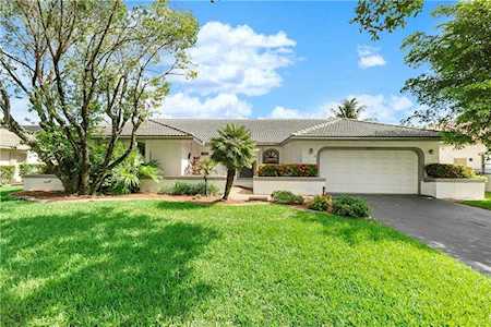12071 SW 1st St Coral Springs, FL 33071