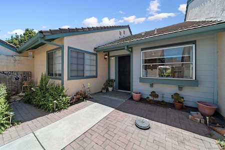413 Hanford Gln Escondido, CA 92027