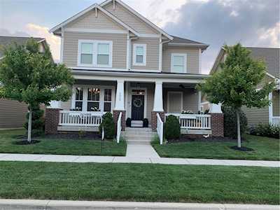 5916 Solomon Harmon Way Whitestown, IN 46075
