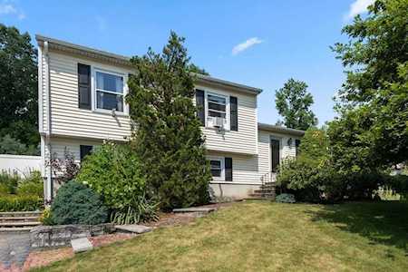 16 Old Farm Road Auburn, MA 01501