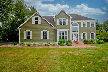 124 Sheffield Dr Belchertown, MA 01007