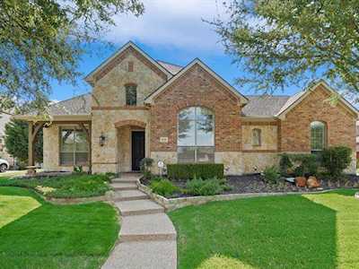 8910 Sherman Trail Lantana, TX 76226