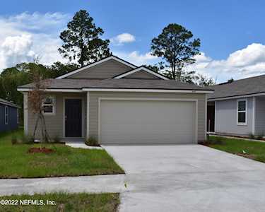 6098 Bucking Bronco Dr Jacksonville, FL 32234