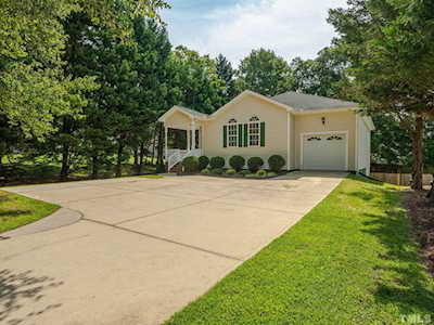 1044 N Main Street Wake Forest, NC 27587