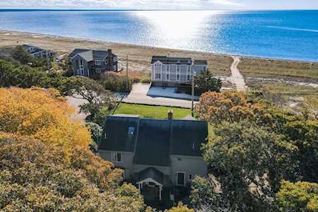 748 Commercial Street Provincetown, MA 02657