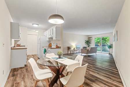 2930 Blaisdell Avenue #222 Minneapolis, MN 55408