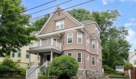 77 Bartlett Ave #1 Arlington, MA 02476