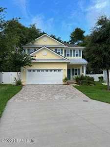 2247 Sandy Bay Ln Jacksonville, FL 32233