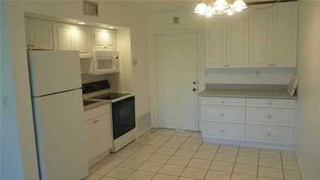 2700 Riverside Dr #202 Coral Springs, FL 33065