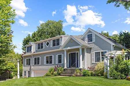26 Flint St Marblehead, MA 01945
