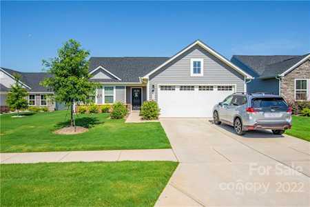 6013 Bellastead Dr Charlotte, NC 28214