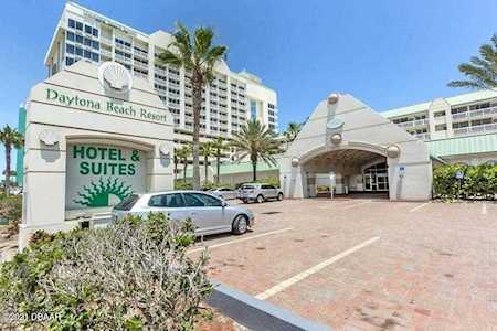 2700 Atlantic Avenue #409 Daytona Beach, FL 32118