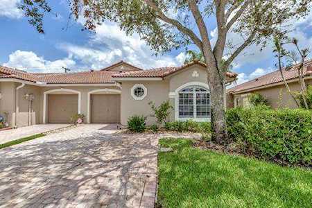 8415 Via Serena Boca Raton, FL 33433