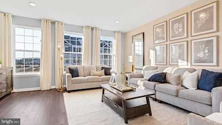 68 Sisters Farmstead Road Mount Laurel, NJ 08054
