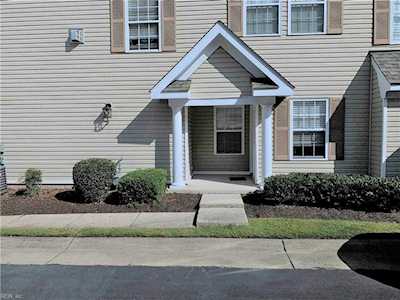 3945 Filbert Way Virginia Beach, VA 23462
