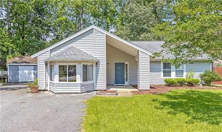1937 Severance Ct Virginia Beach, VA 23453