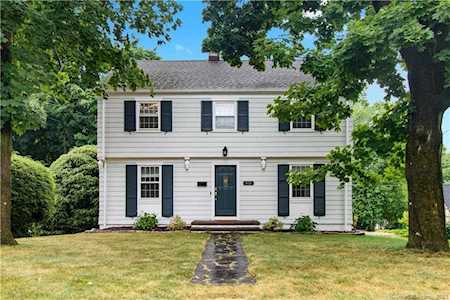 916 Ridge Road Hamden, CT 06517