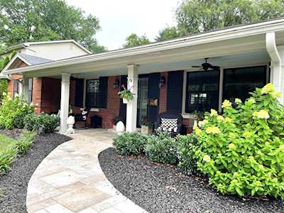 3405 Lansdowne Dr Lexington, KY 40517