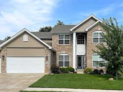 542 Leather Reins Dr Wentzville, MO 63385