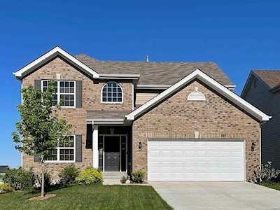 224 Homestretch Ln Wentzville, MO 63385