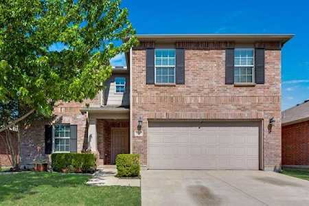 6916 Derbyshire Drive Fort Worth, TX 76137