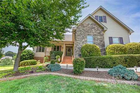 173 Lippard Springs Circle Statesville, NC 28677