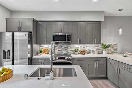 5020 148th St SW #B2 Edmonds, WA 98026