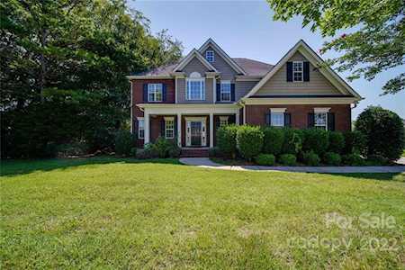 108 N Gibbs Rd Mooresville, NC 28117
