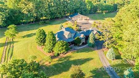 132 Huncoat Hollow Ln Iron Station, NC 28080