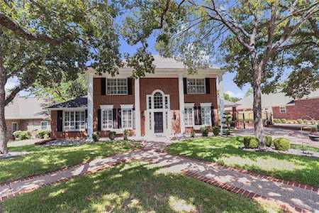 4009 Tave Court Arlington, TX 76016