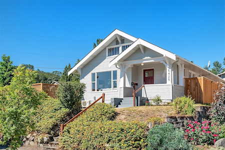 5425 33rd Ave S Seattle, WA 98118